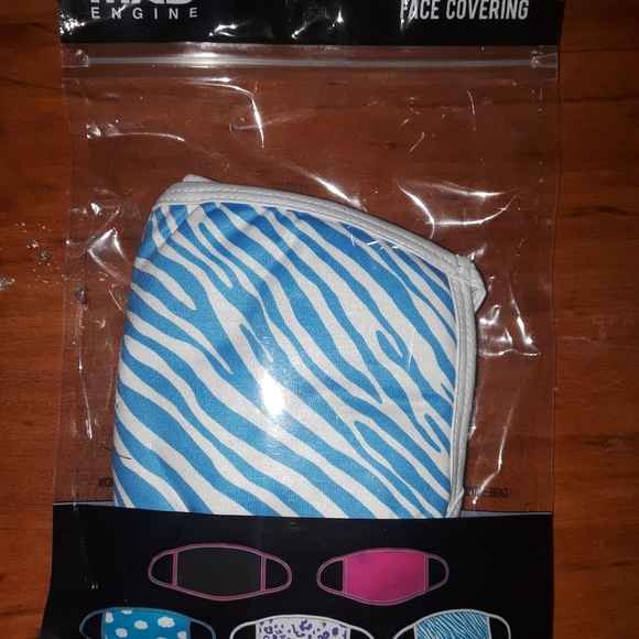 Facemasks - Picture 12 of 13